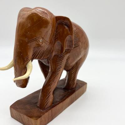 Carved Wooden Elephant Pair *Read Details