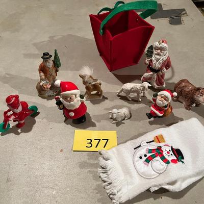 Santa Figures