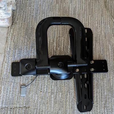 3rd  40" Wall mount