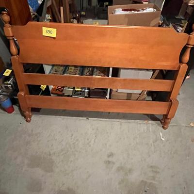 Hard Rock Maple Full Bed