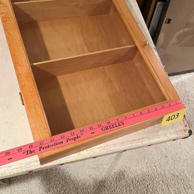 3 shelf display case