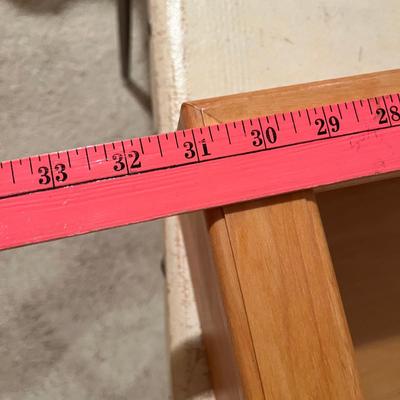 3 shelf display case