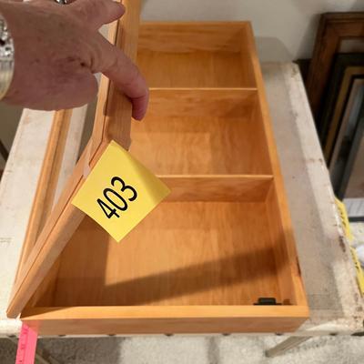 3 shelf display case