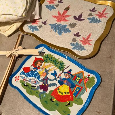 Lot of vintage Kids w/ Suit case