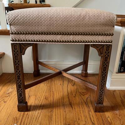 CHINOISERIE STYLE STOOL BY HICKORY