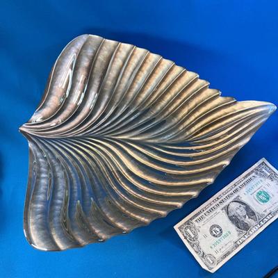 GORGEOUS LARGE METALLIC GLASS LEAF SHAPED BOWL