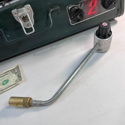 COLEMAN 2 BURNER CAMP STOVE