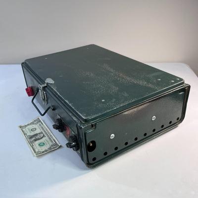 COLEMAN 2 BURNER CAMP STOVE