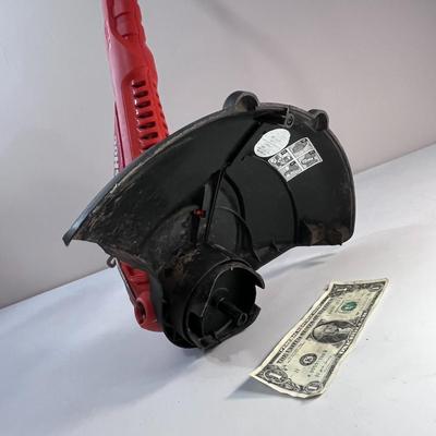 BLACK & DECKER â€œGRASSHOGâ€ 14â€ ELECTRIC WEED WHACKER