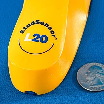 BATTERY OPERATED ZIRCON STUD SENSOR TOOL