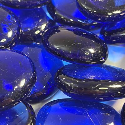 DEEP BLUE LARGE FLATTENED MARBLE GEMS
