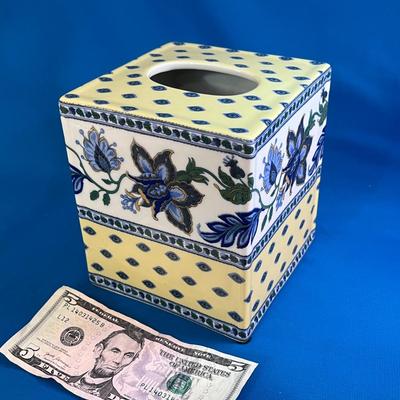 LOVELY BLUE AND YELLOW FLORAL CERAMIC TISSUE BOX COVER