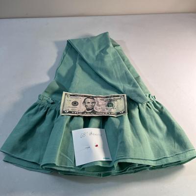 68â€ DIAMETER SOFT GREEN ROUND RUFFLED TABLECLOTH