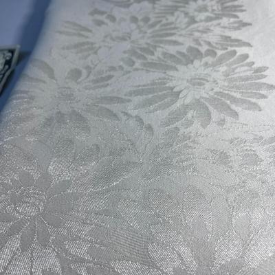 LOVELY IVORY BROCADE DINING TABLE CLOTH 46â€ X 80â€ 