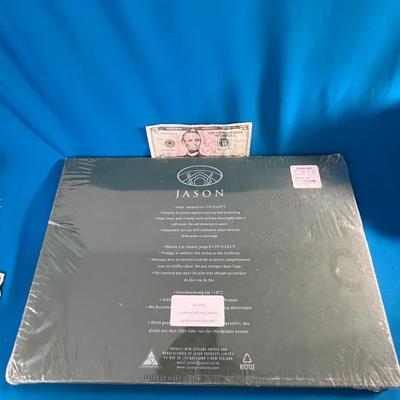 SET OF 4 CORK BACK PLACE MATS NEW IN PACKAGE MADE IN NEW ZEALAND