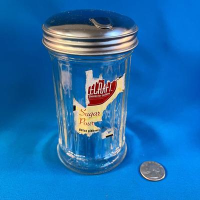 RETRO STYLE SUGAR SHAKER 