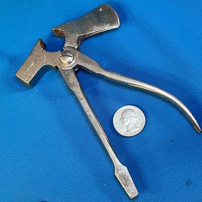 EARLY MULTI-TOOL MADE IN GERMANY