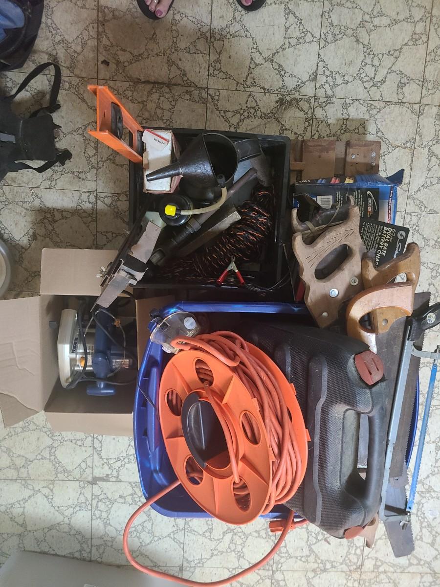 LOT 110 Tools, Saws, Circular Saw, Extension Cords & More