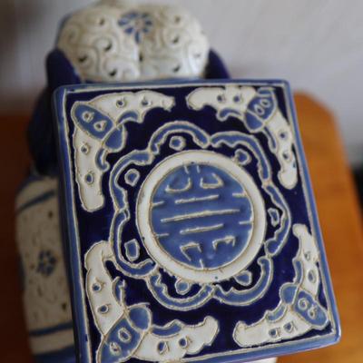 Ceramic Blue and Cream Elephant Plant Stand/Side Table