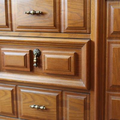 China Cabinet - 3 Drawers & 2 Cabinets
