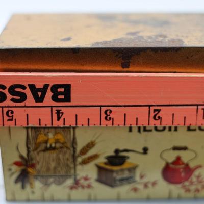 Vintage Metal Recipe Box