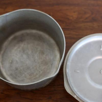 MAGNALITE Pot- 3 Quarts/3 Liters