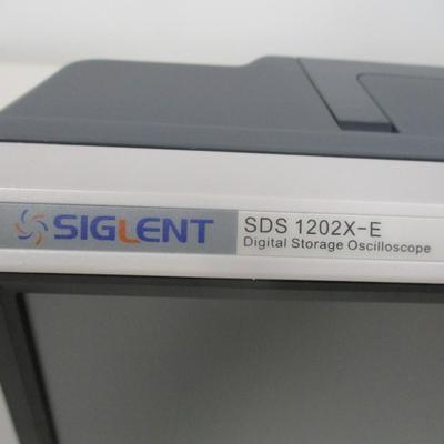 SIGLENT DSD 1202X-E Digital Storage Oscilloscope