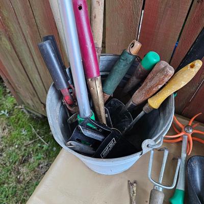 Gardening Tools (WS1-JS)