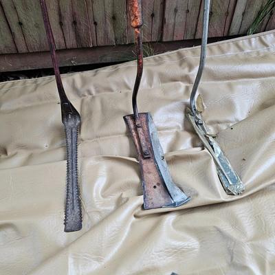 Scythes & Cutting Tools  (WS1-JS)