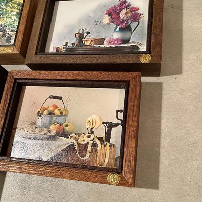 More mini pictures