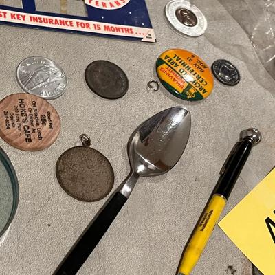 Lot of little collectibles