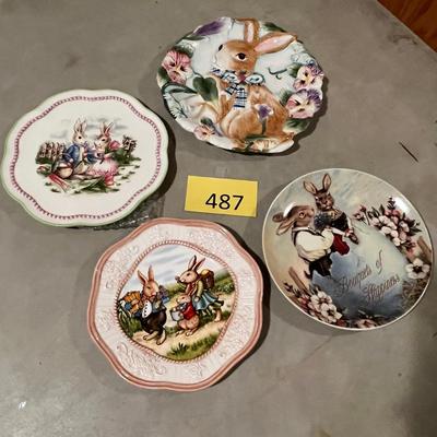 Lot of 4 Easter Plates