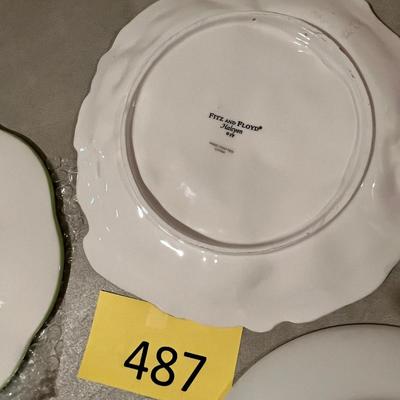 Lot of 4 Easter Plates