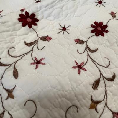 Embroidered Comforter w/ Pillow shams