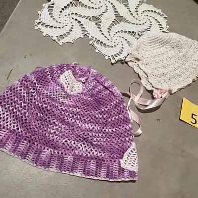Assorted Vintage Linens