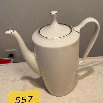 Lenox Platinum trim Tea Pot Montclair
