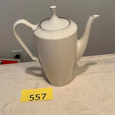 Lenox Platinum trim Tea Pot Montclair