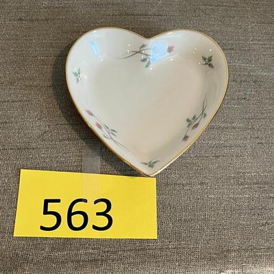 Lenox heart pin tray
