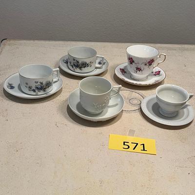 Cup & Saucer lot