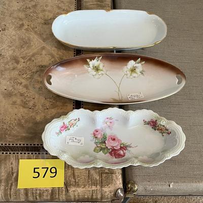 Lot of Oval plates