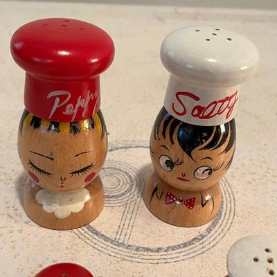 Wood Chef Salt & Pepper shakers