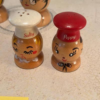 Wood Chef Salt & Pepper shakers