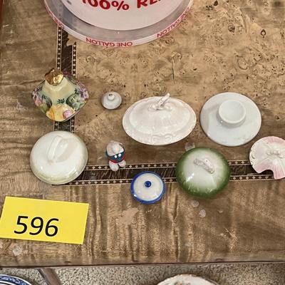 Lot of lids