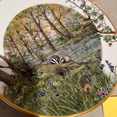 Lot of 4 Collector Plates