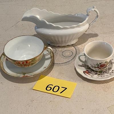Lot of porcelain
