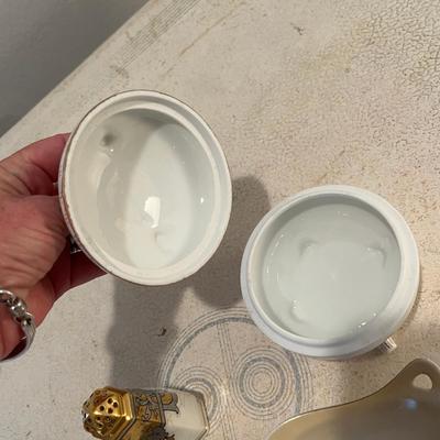 Lot of Porcelain items