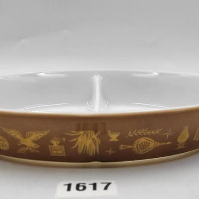 Vintage 1 1/2 Qt Pyrex Dish