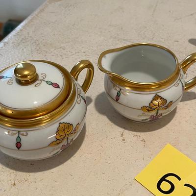 Lot of Creamers & Sugars
