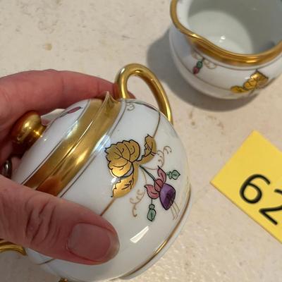 Lot of Creamers & Sugars