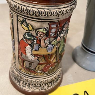2 Beer Steins